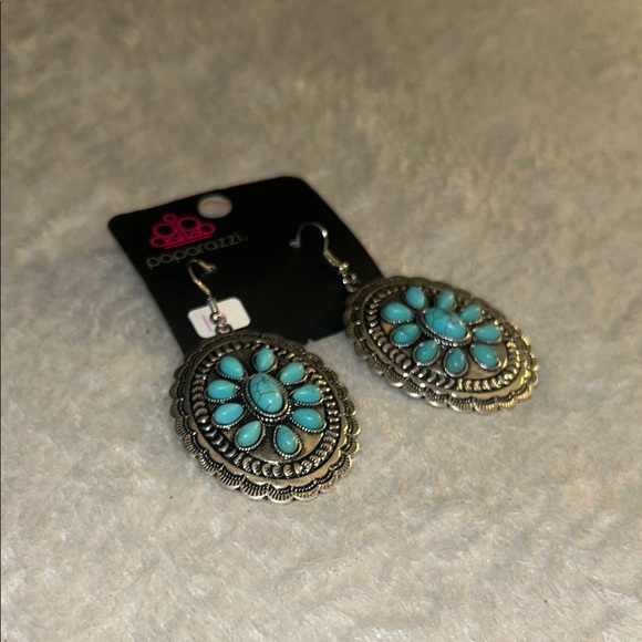 Paparazzi Turquoise Floral Silver Earrings - Picture 3 of 6